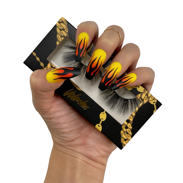 “TWIN FLAMES” NAILS